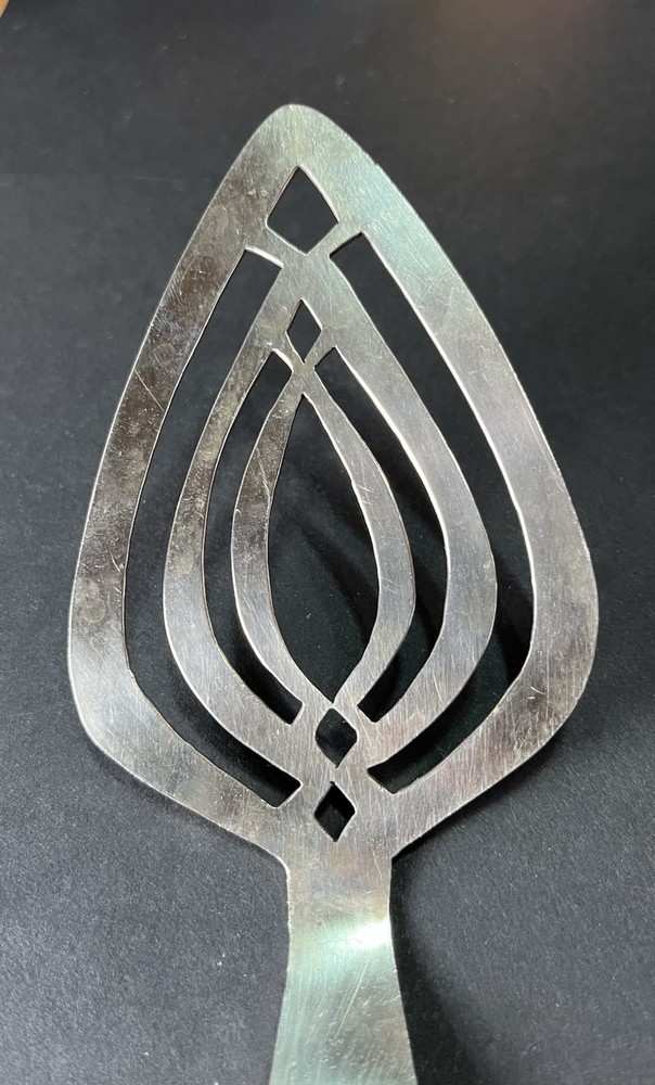 Arts & Crafts Deco Hand Cut Silver Pie Server Unique LOOK !