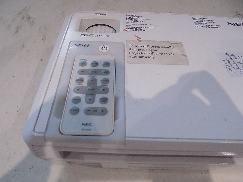 Nec NP100 DLP Projector White Includes Remote Genuine Tested Working