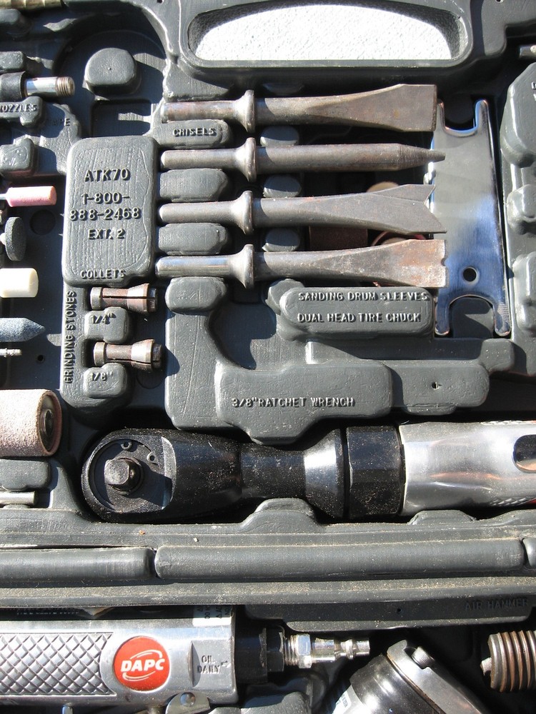 DeVilbiss DAPC Pneumatic Tool Kit ATK70, Impact, Grinder, Ratchet, Chisel,Duster
