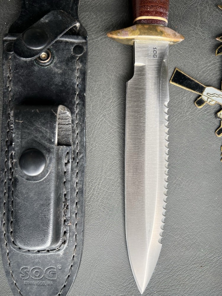 SOG Scuba Demo Knife