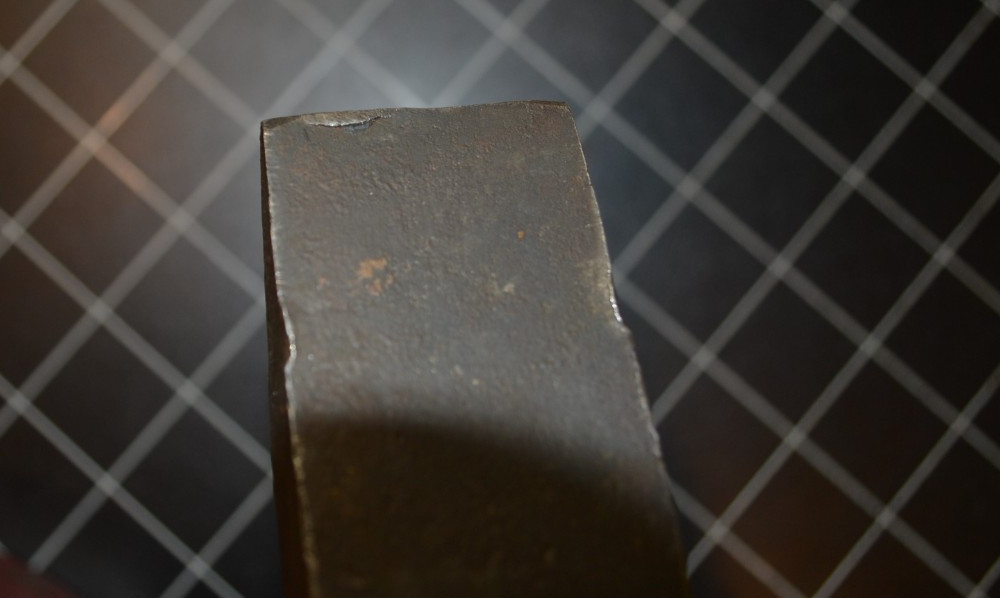 AJAX - 3 1/2# - SPLITTING CHISEL - BLACKSMITH - VERY GOOD CONDITION