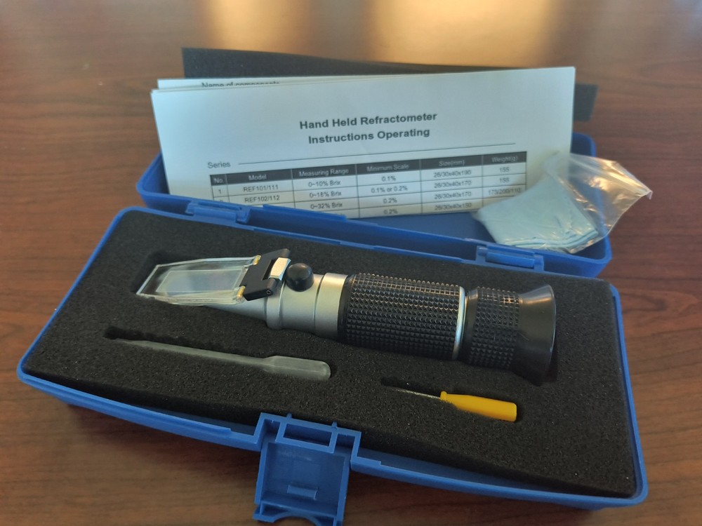 Portable Handheld Refractometer - 0 to 20% Brix HT112ATC