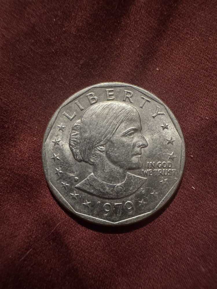 1979 D Susan B Anthony dollar / mint error “filled D” RARE Great Condition