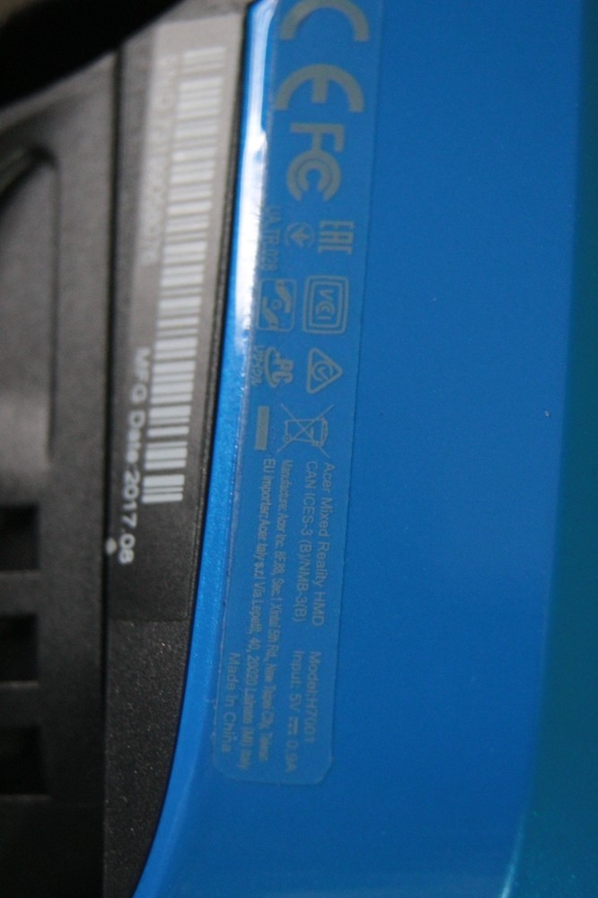 Acer Virtual Reality Windows Head-Mounted Display-H7001 Headset and Controllers.