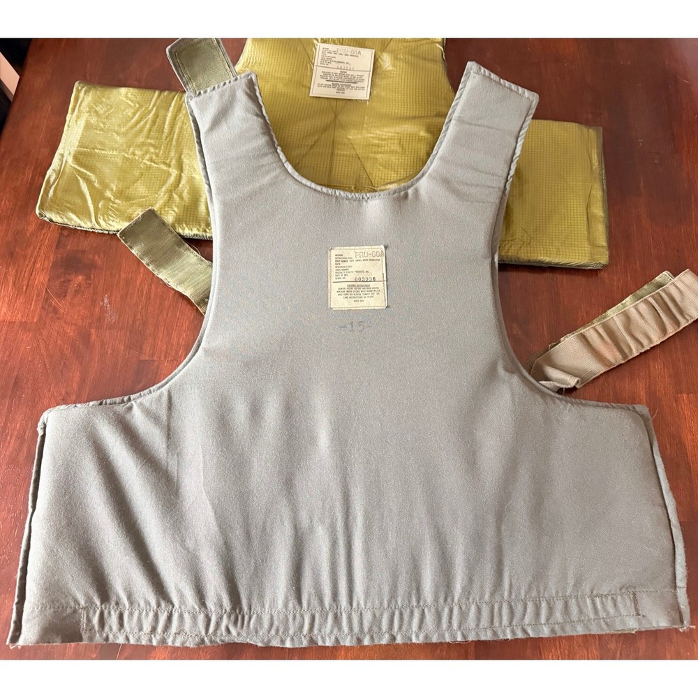 Rare US Army Crew Pilot PRU-60A Small Arms Protective Vest - Medium