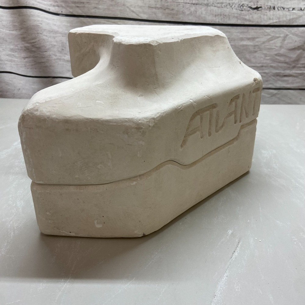 Ceramic Slip Casting Mold Wolf Figurine Atlantic #A-1698