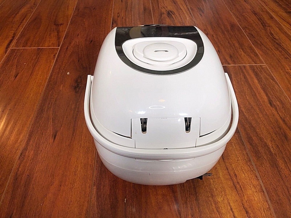 Fujitronic FR-EH6 6 cups Micro Computerized Rice Cooker Rare