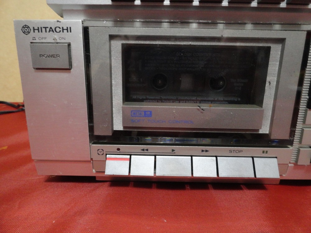 CASSTTE DECK PLAYER (HITACHI D-E33 & SHARP RT-150) FOR PARTS