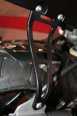 Exhaust Hanger - Suzuki Bandit 1200 -'00 SILVER