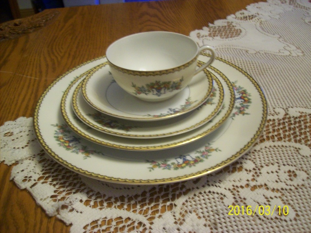 Modjeska Noritake 5 Piece Place Setting Cup Saucer, Desert, Bread & Dinner Plate