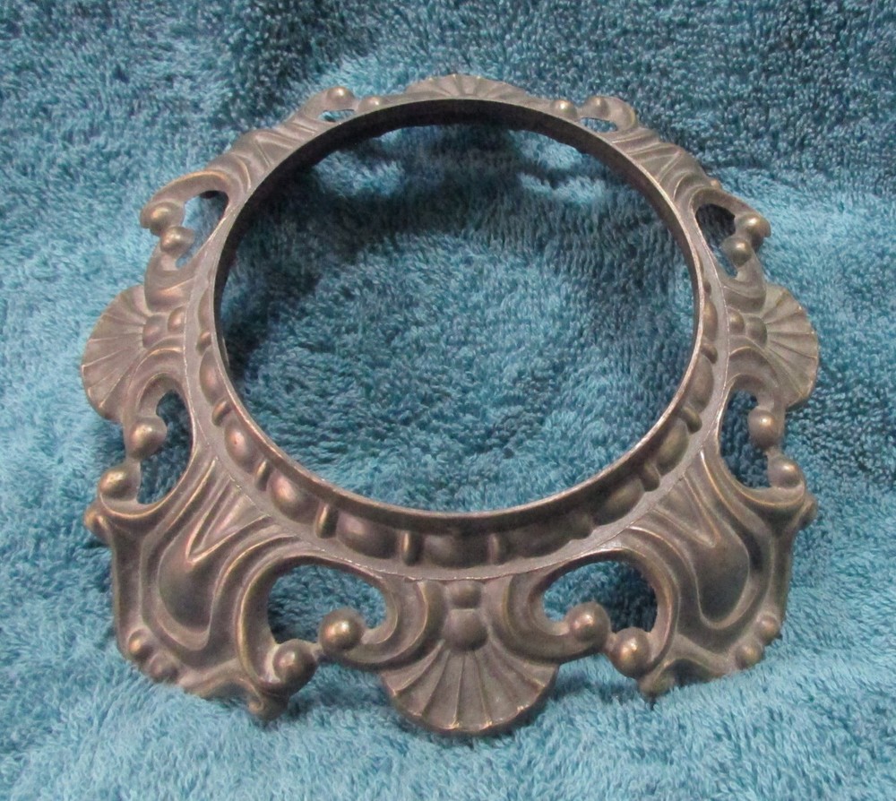 6⅝" Round Ornate Victorian or Rococo Style BRASS LAMP BASE w Scrollwork & Shell