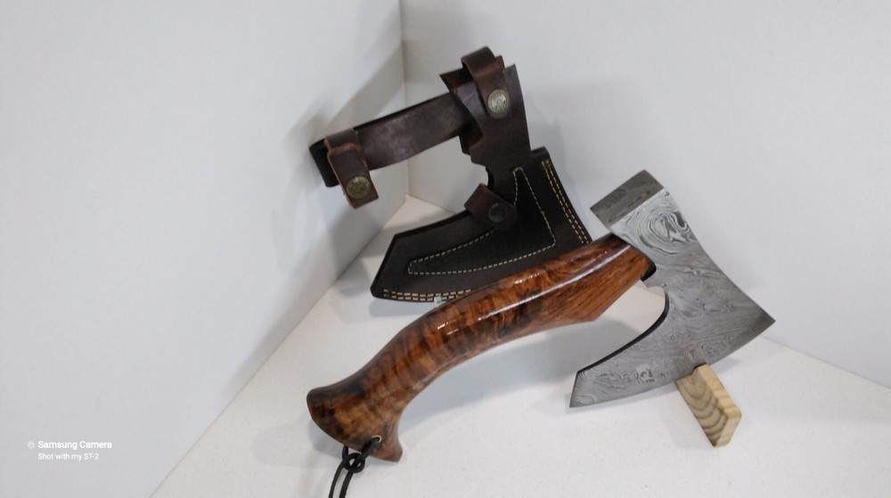 Damascus Hand Axe Hatchet Tomahawk Survival Walnut Wood Handle Leather Sheath