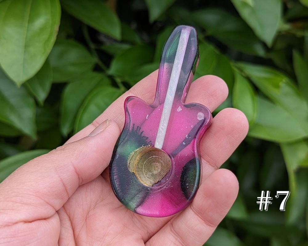 1 Acrylic guitar pipe