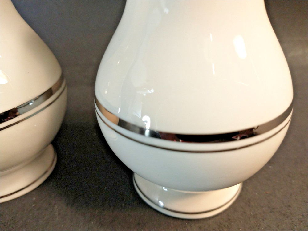 Nancy Prentiss Silver Sonnet Salt & Pepper Set 4" tall