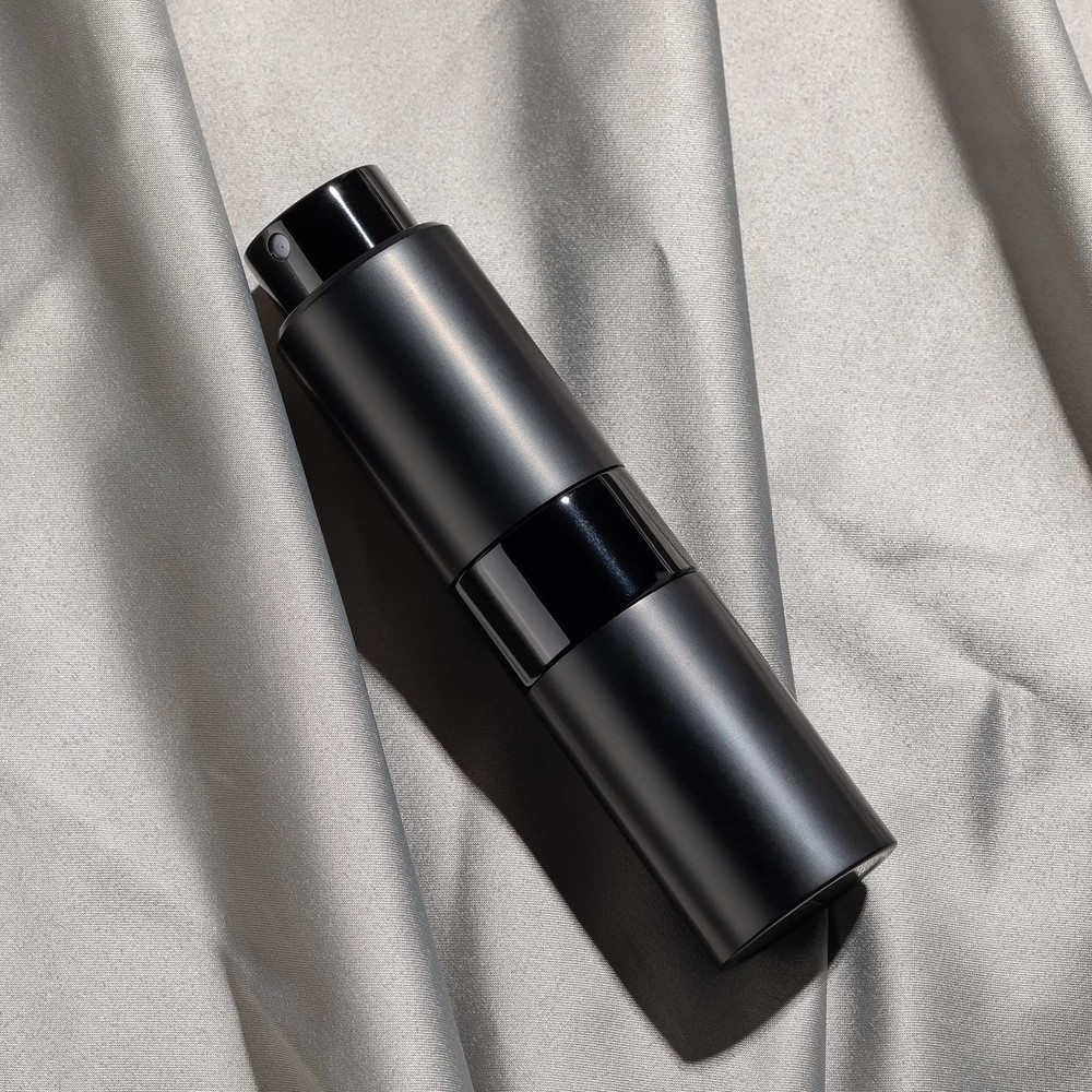 owlyee Perfume Travel Refillable Atomizer Bottle: 20 ml (1 Count), Black