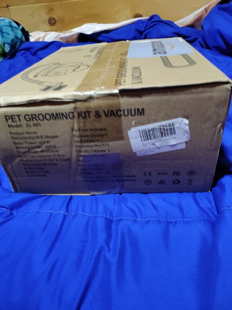 Pet Grooming Kit & Vacuum