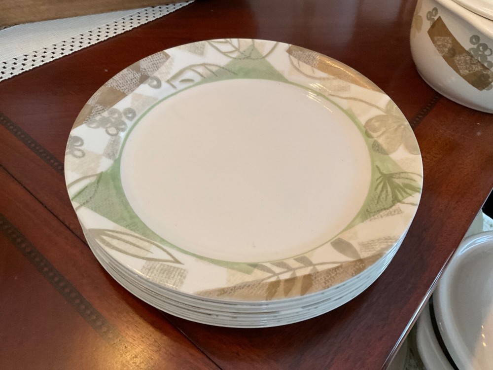 Corelle Textured Leaves Dinner Plate(s)