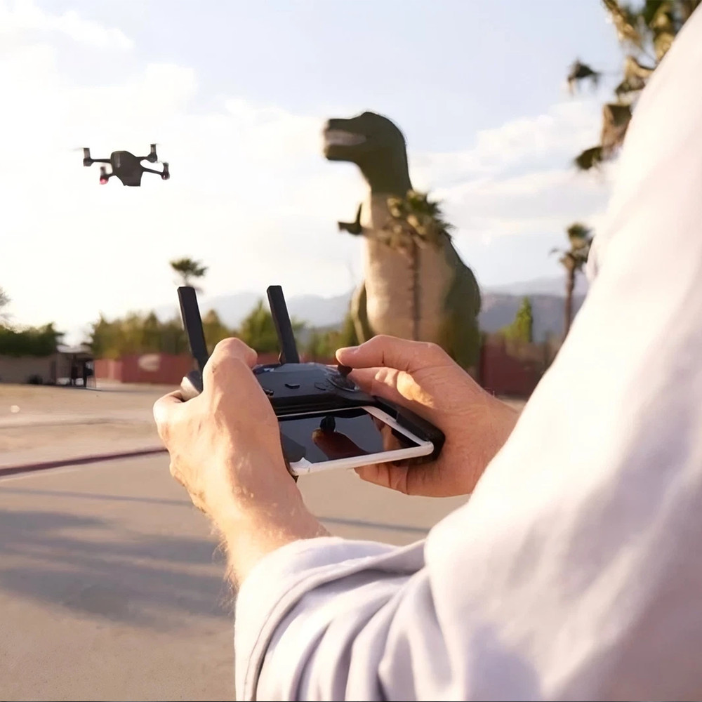 DJI Spark Remote Controller GL100A – Transmitter, 2.4/5.8GHz, 2km Range