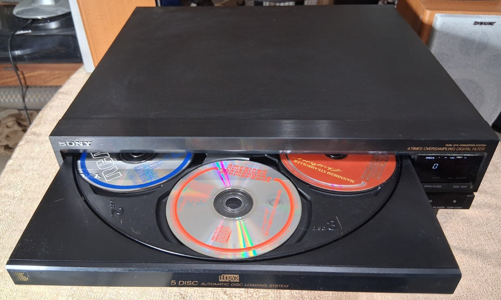 SONY CDP-C401 5-DISC AUTOMATIC COMPACT DISC CD PLAYER DUAL D/A CONVERTER SYSTEM