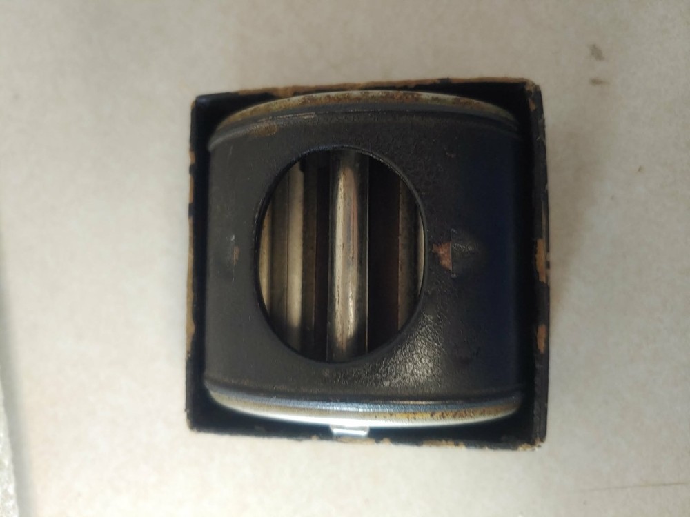Stropper/ Razor blade sharpener vintage