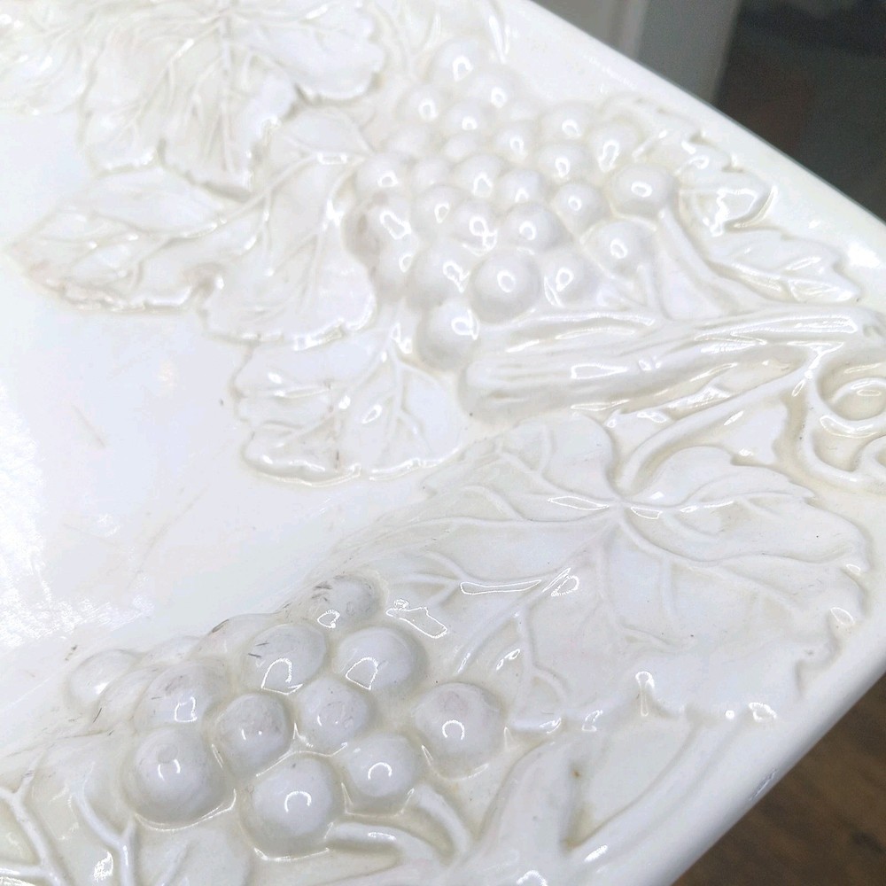 HUGE ANTIQUE / VINTAGE SERVING PLATTER. CERAMIC WHITE GRAPE VINE PERIMETER db.