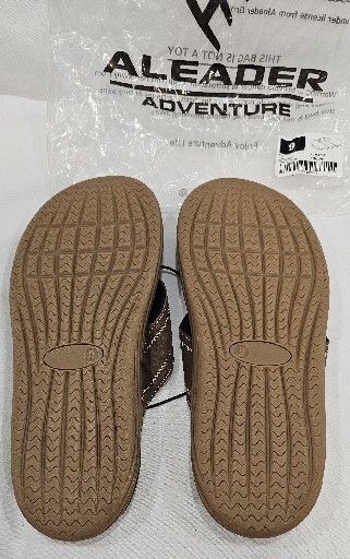 ALEADER Mens Flip Flops Beach Sandals, Arch Support With Soft Cushion Size 9