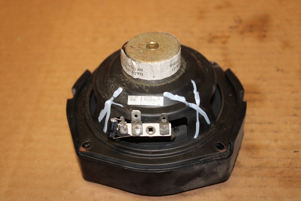 2002 - 2005 HARLEY DAVIDSON ULTRA CLASSIC FRONT SPEAKER