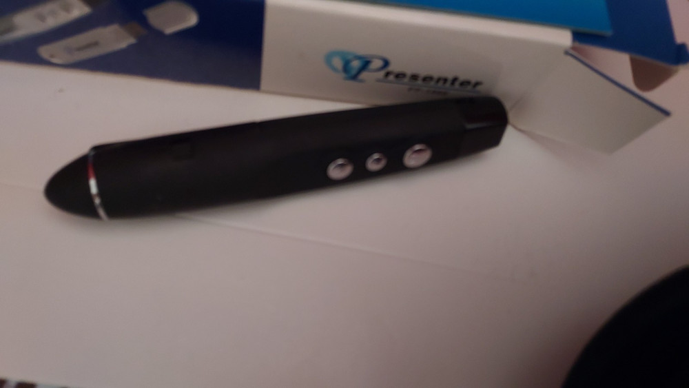 Presenter pp-1000 Black New Has Case