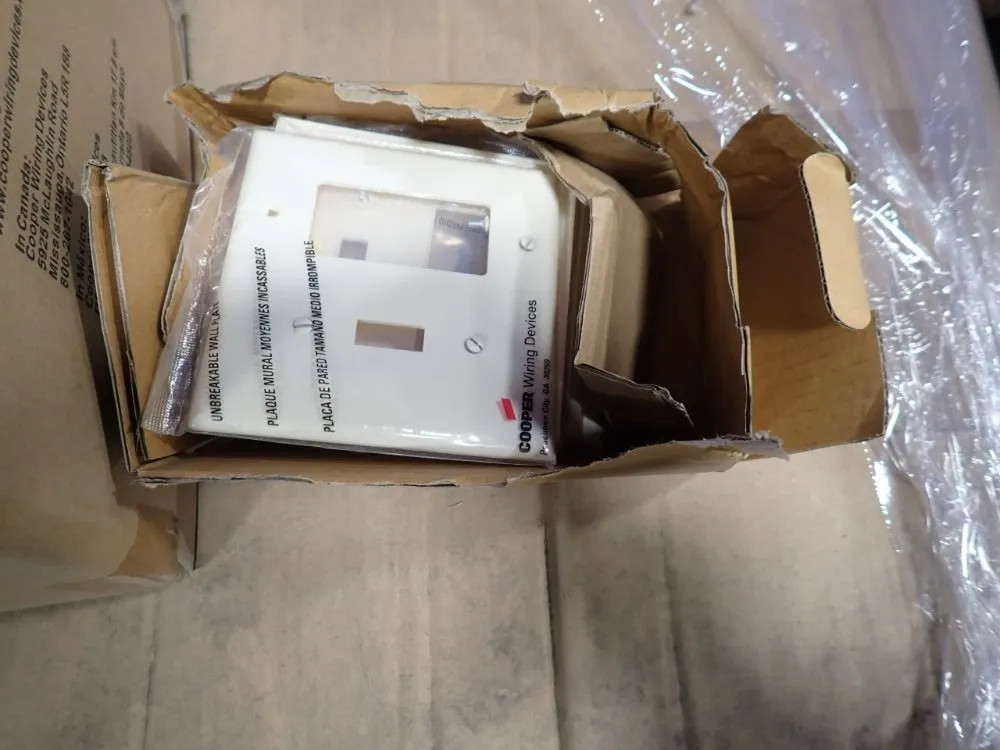 COOPER PJ126A WALLPLATE 10210122843