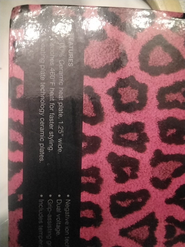 Classic Ceramic Cheetah Pink Flat Iron NIB HTF