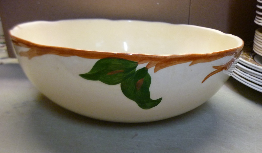 Franciscan Apple 10" Large Serving Bowl