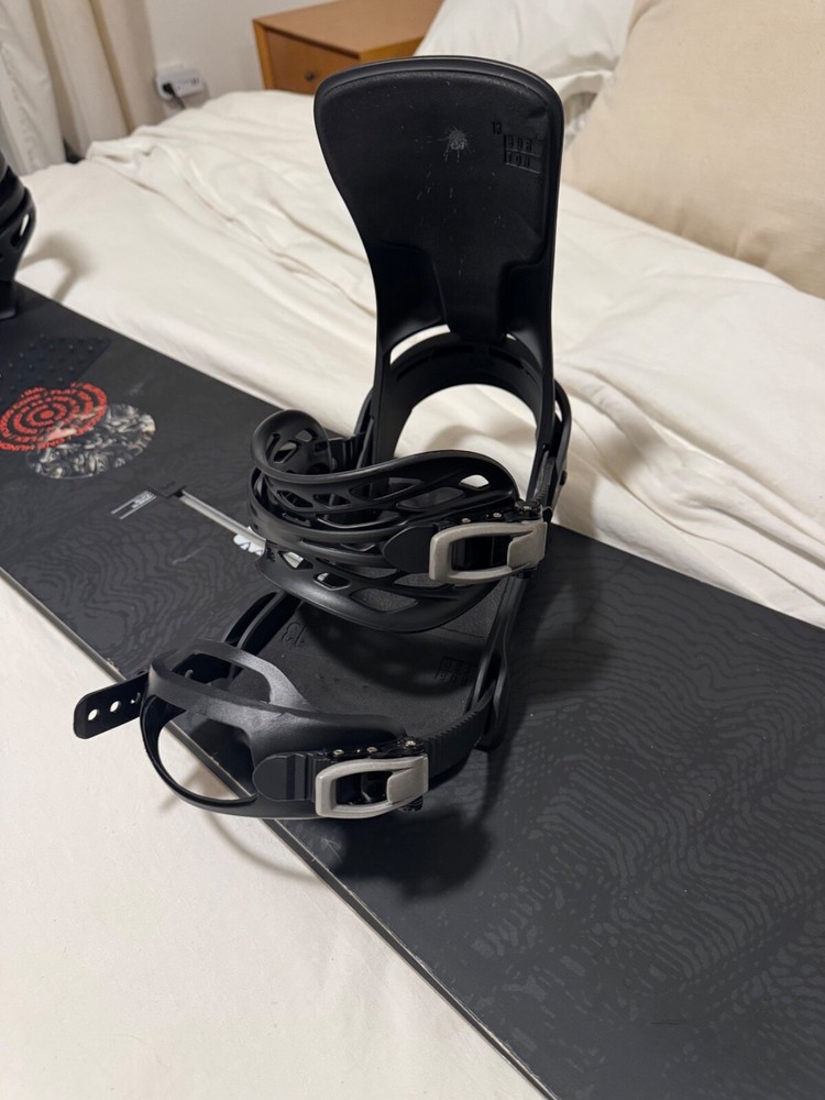 Mens Snowboarding Gear (Bundle)