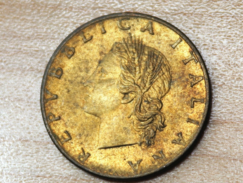 1957 Italy 20 Lire