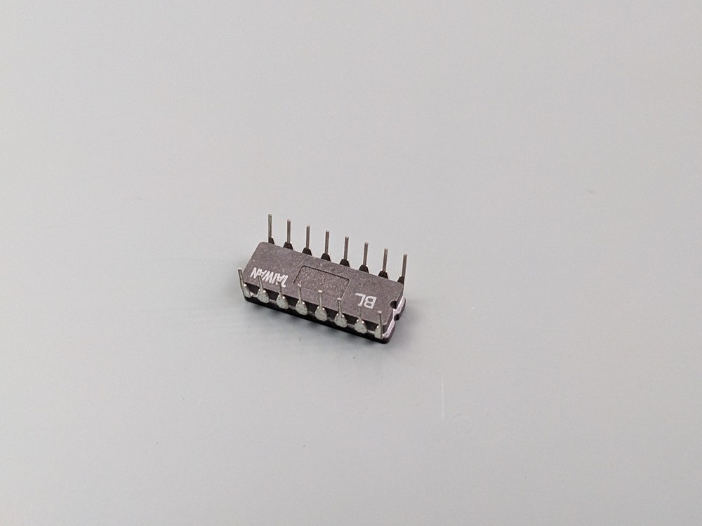 (2) Harris HI1-0508A-5 8-Channel Analog Multiplexer ICs