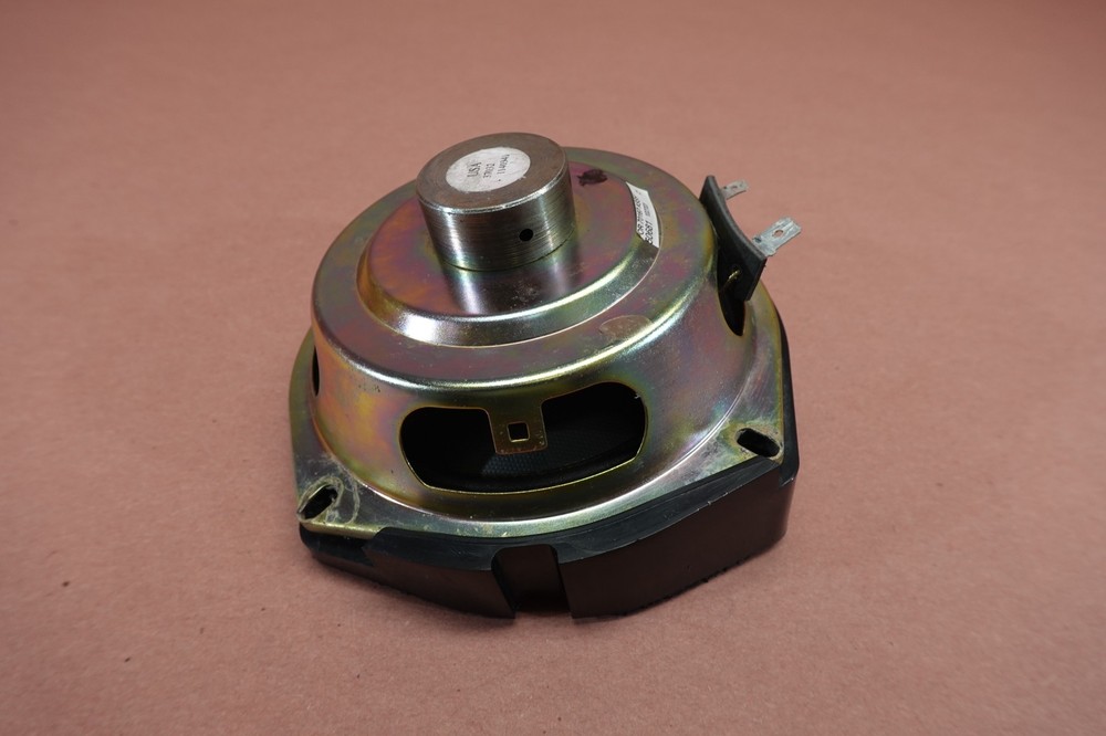 2001-2006 Harley Davidson Electra Glide FLHTCSE Left Front Speaker