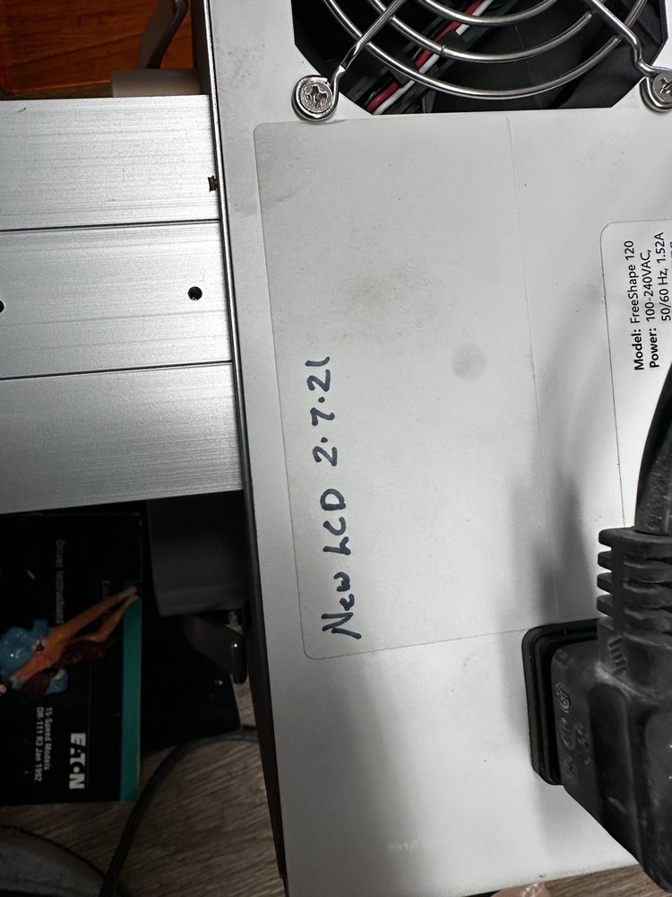 Ackuretta FreeShape 120 is a desktop LCD 3D printer