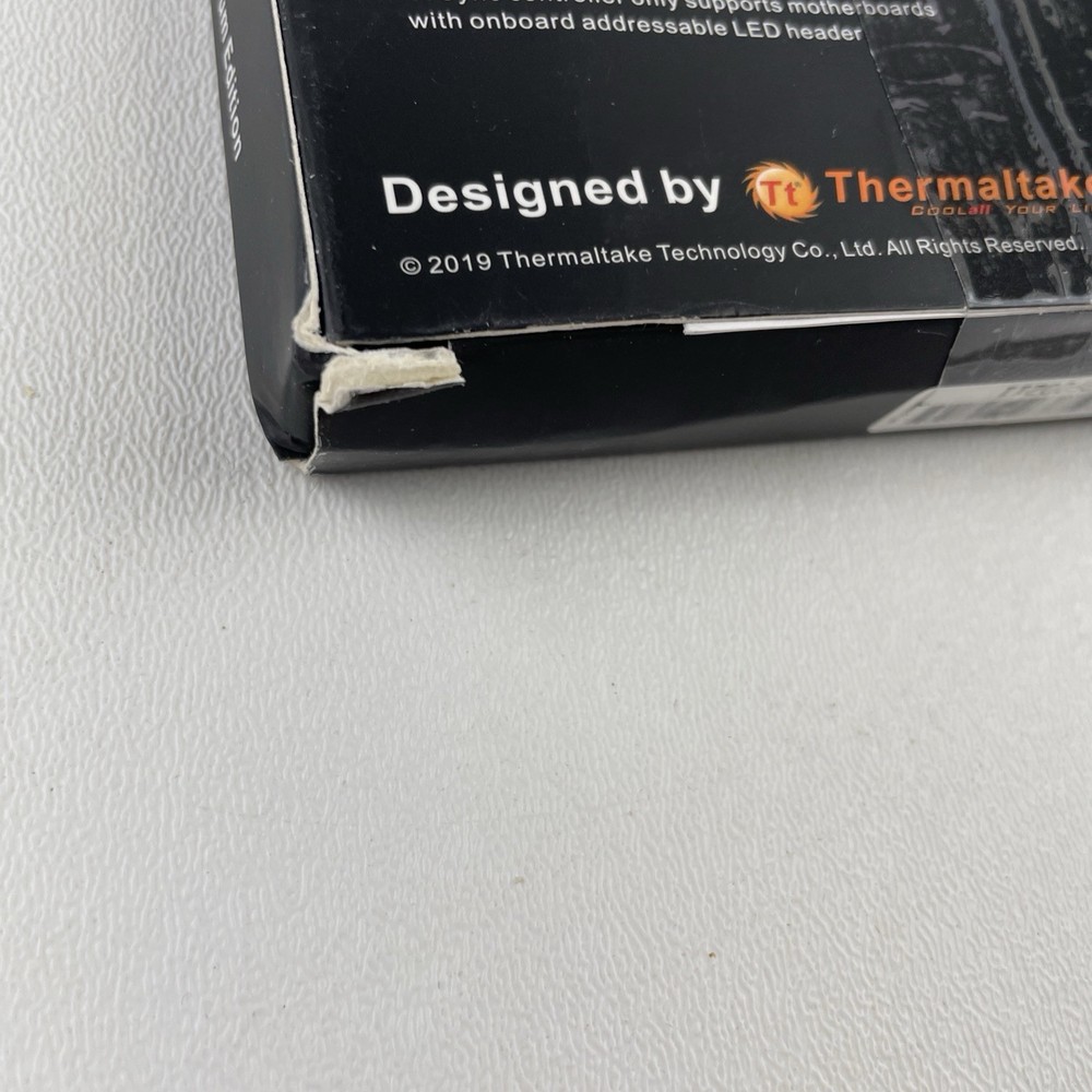 Thermaltake TT Sync Controller Premium Edition CL-O015-PL00BL-A -Open Box