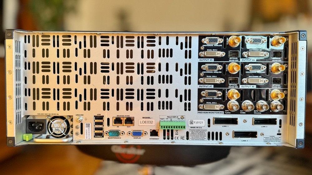 ANALOG WAY LOE032 LiveCore Output Expander 4k