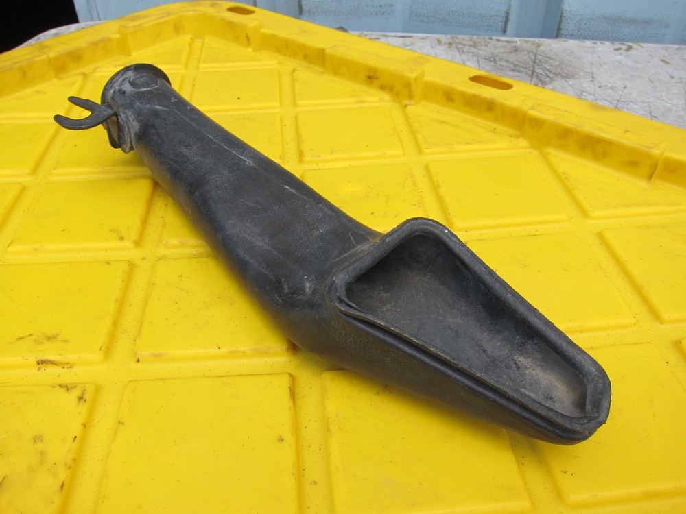 2001 BMW R1150RT-P OEM AIR INTAKE GUIDE