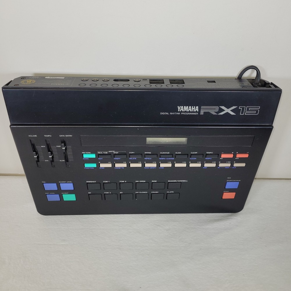 YAMAHA RX15 Digital Rhythm Programmer Drum Machine