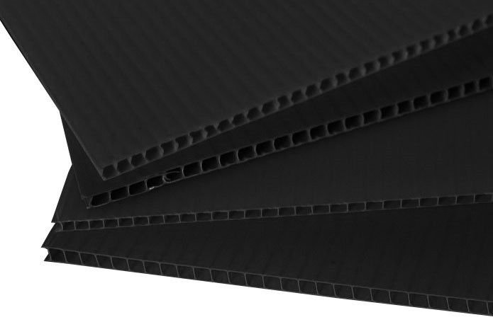 Corrugated Coroplast Plastic Sheets - 4mm Thick - Black - 18"x24" - Vertical