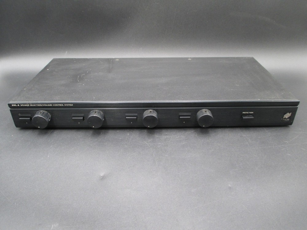 Niles SVL-4 Speaker Selection Volume Control System 4-Zone Constant Protection