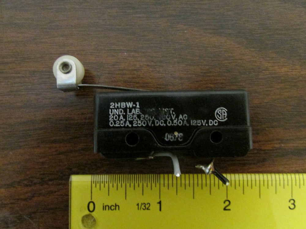 Unimax Switch 2HBW-1 With Roller Lever