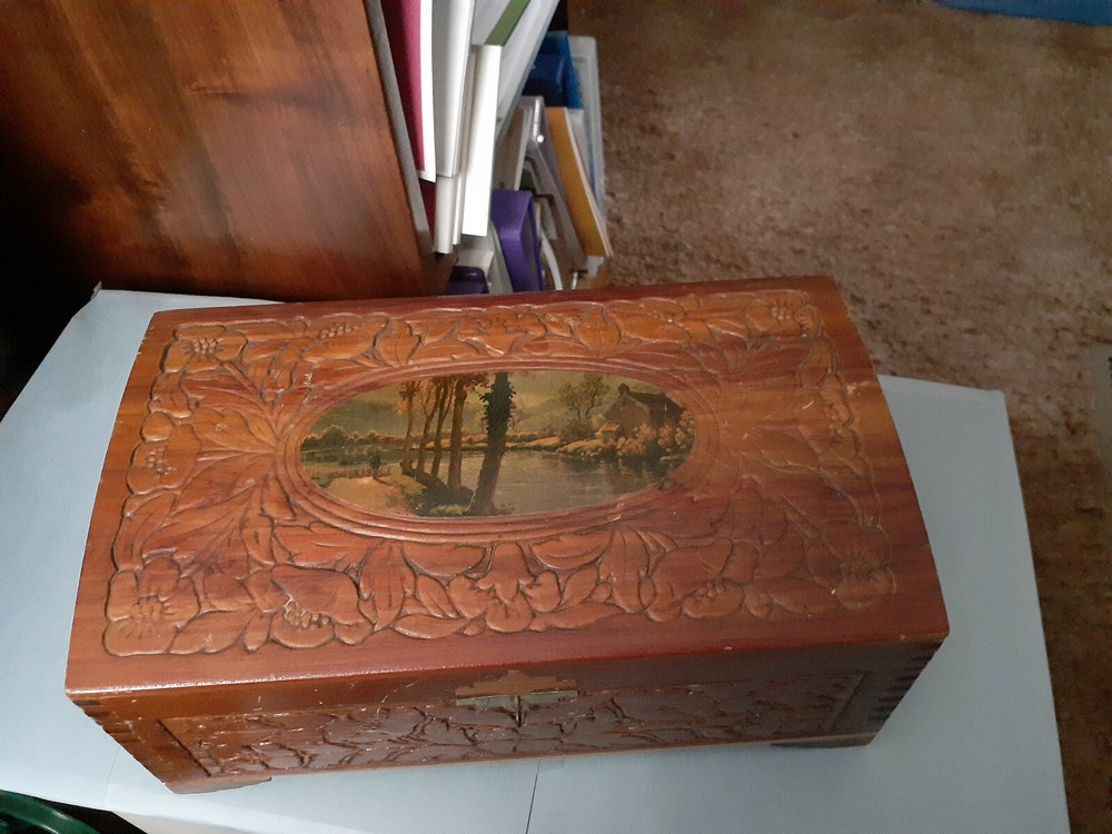Cedar Chest Jewerly Box Missing The Latch But very Nice
