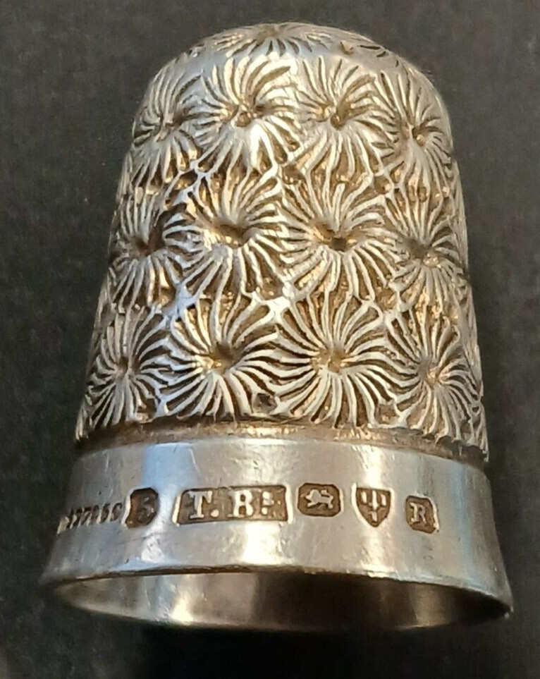 Silver Thimble by Turner Brothers 1900 8 grams