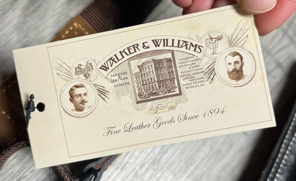 Walker & Williams Leather Guitar Strap #504 With Tags