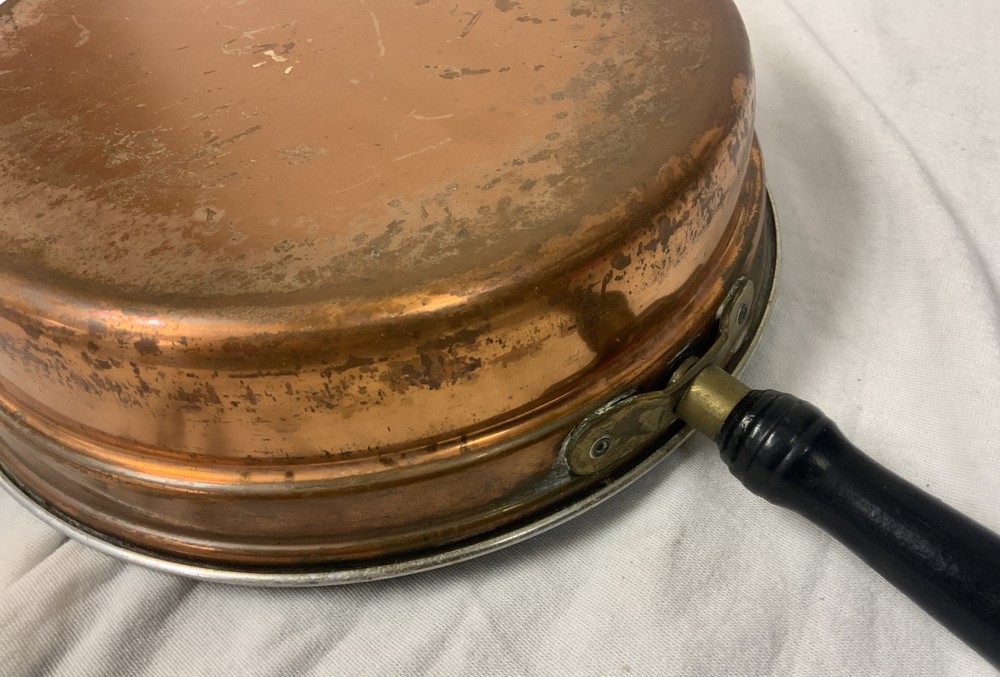 Copper Pan Insert, Wooden Handle - 9.5 in Diameter
