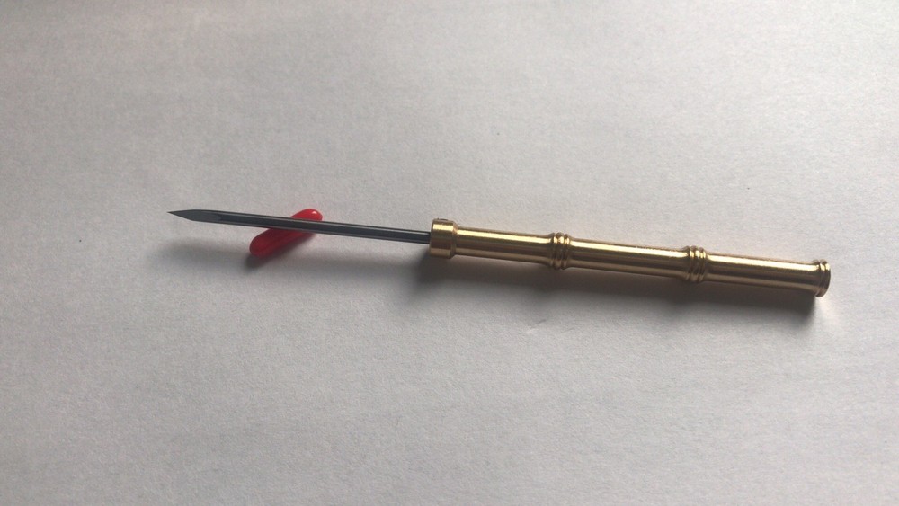 Brand New Three Edge Needles Banboo Style Handle Reusable, Very Sharp
