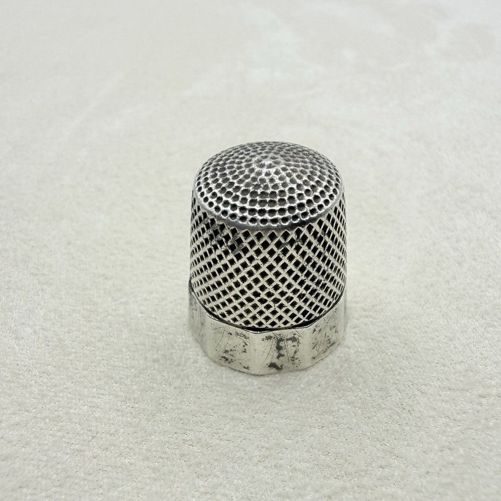 Antique Sterling Silver Mesh Pattern Thimble Sewing Accessory Collectible