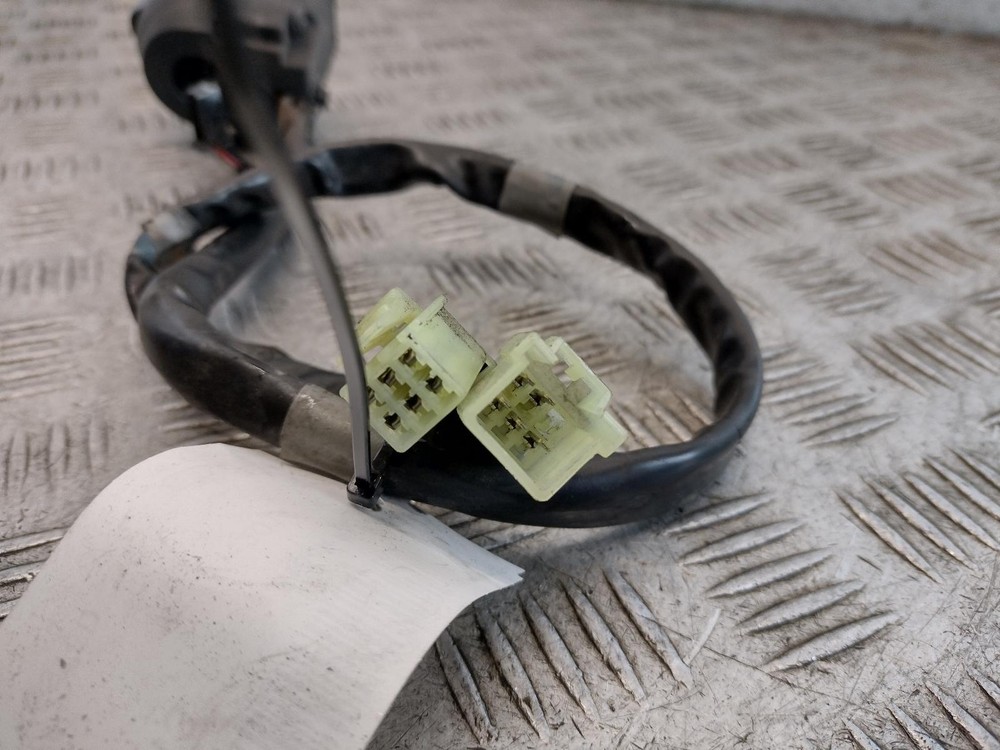 2014 YAMAHA MT 125 Left Hand Switch Gear